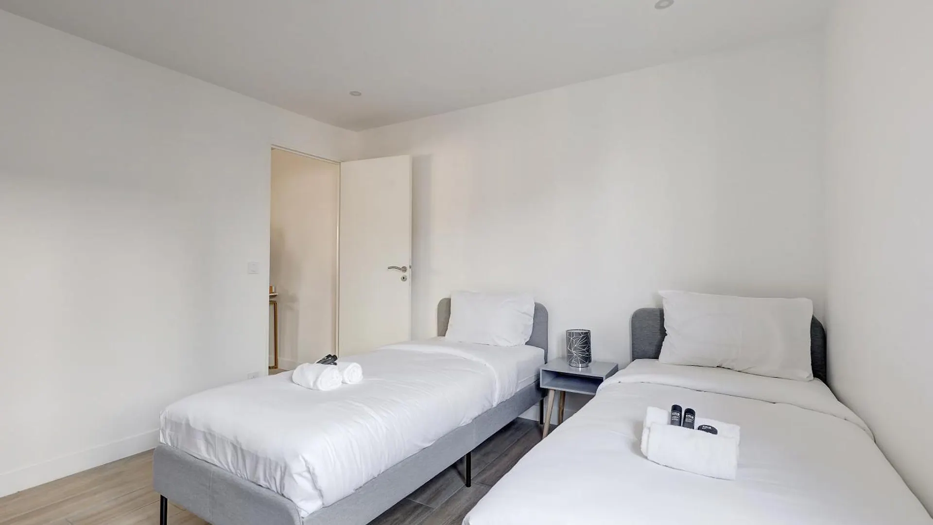 Apartment 114 - Cozy In Buttes Chaumont
